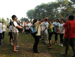 Students gathering before start of the reforestation programme